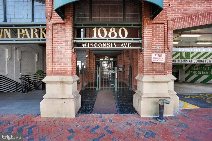 Property Photo: 1080 Wisconsin Avenue NW 1004 DC 20007
