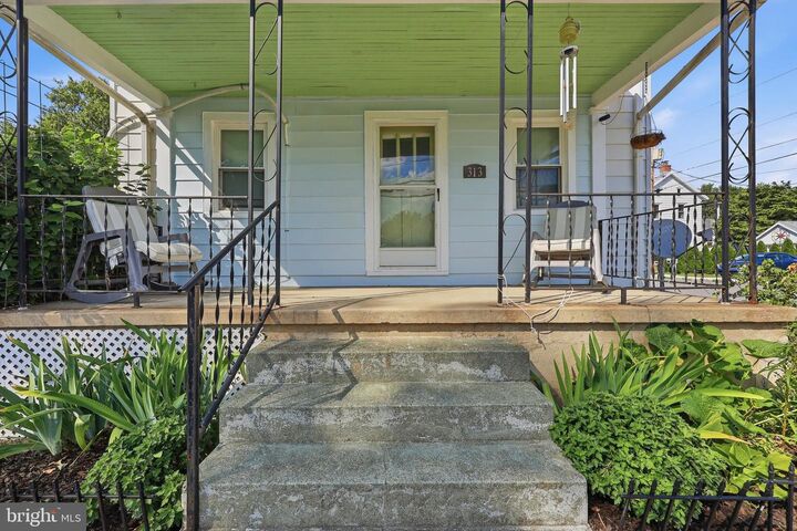 Property Photo:  313 E Main Street  MD 21788 