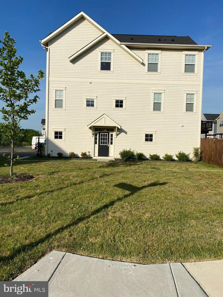 Property Photo:  104 Brasstown Loop  VA 22656 