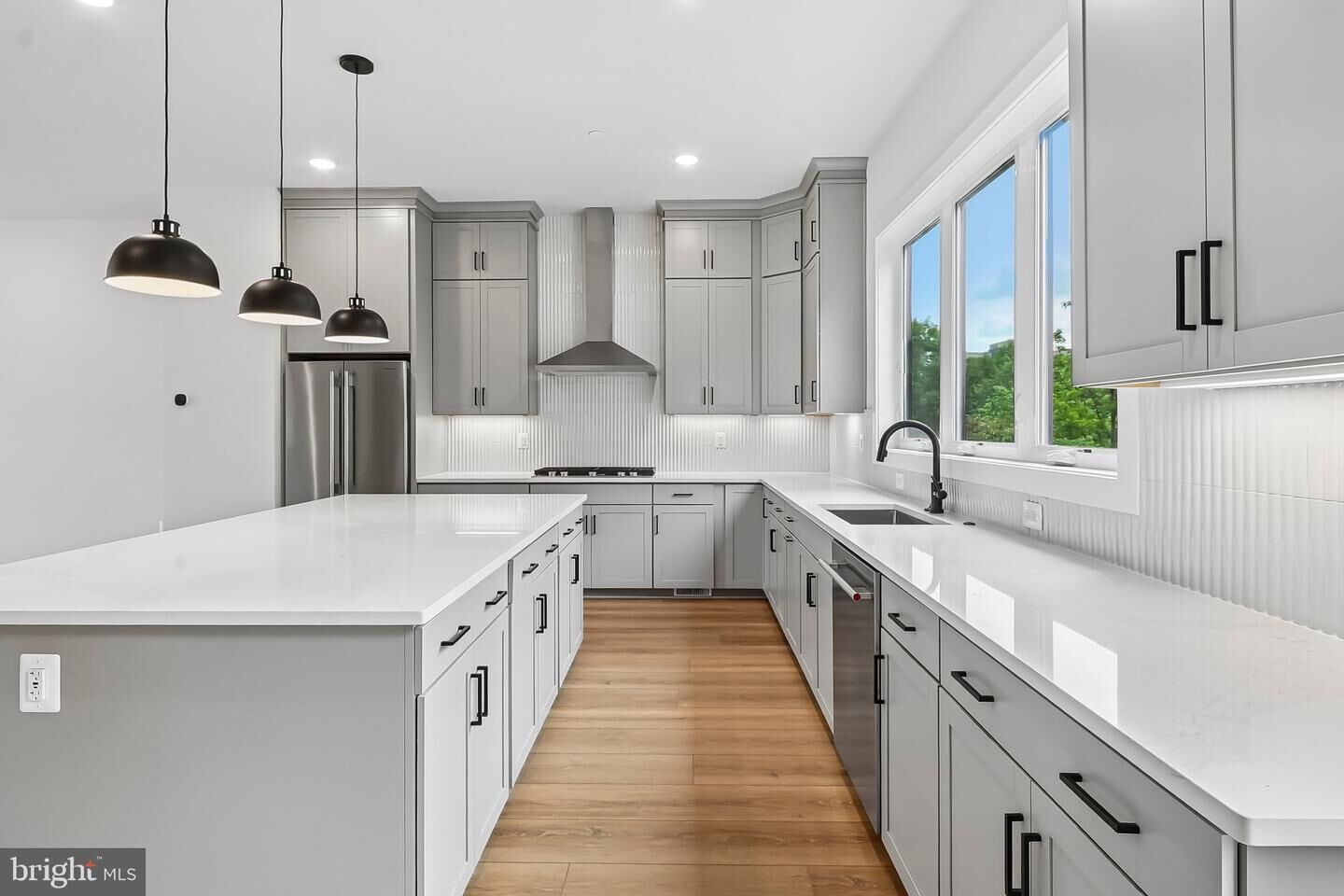 Property Photo:  6326 Cetus Lane  MD 20852 