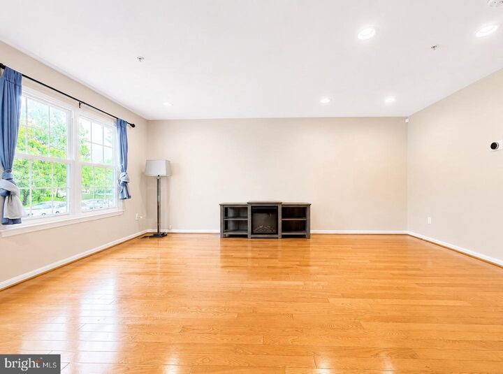 Property Photo:  6556 Ridgeborne Drive  MD 21237 