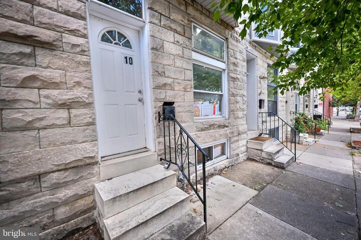 Property Photo: 10 S Ellwood Avenue MD 21224