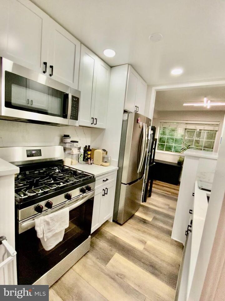 Property Photo: 1533 Colonial Drive T2 VA 22192