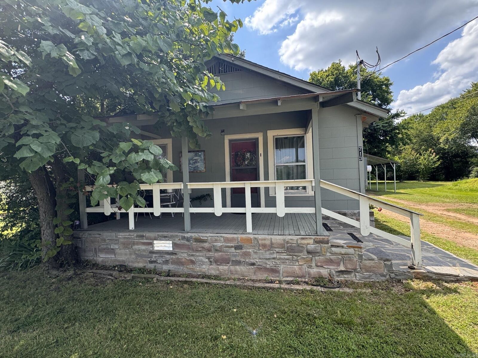 Property Photo: 713 N Montgomery Street AR 72830