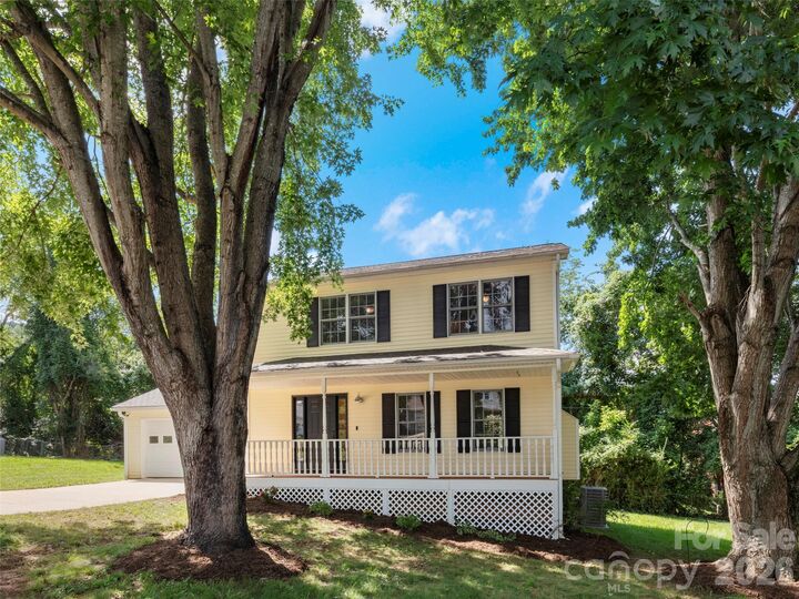 Property Photo:  17 Mill Stone Drive  NC 28803 