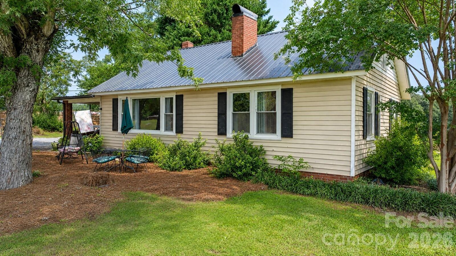 Property Photo: 1378 Nc 182 Highway NC 28092