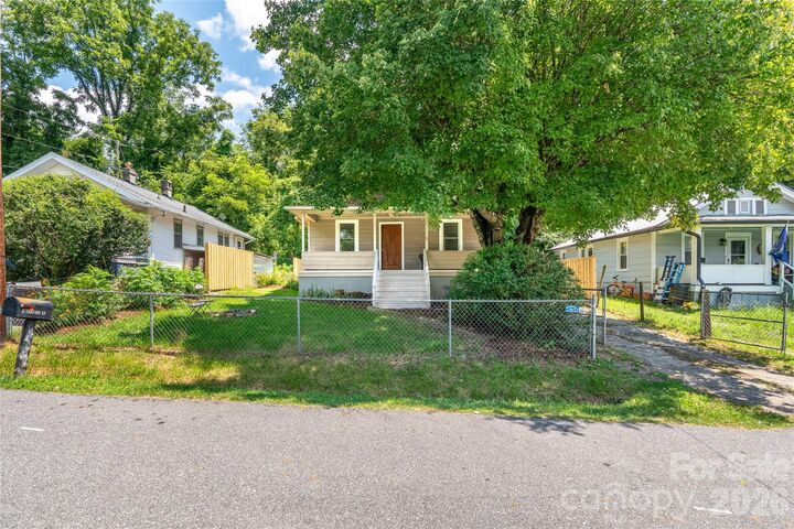 Property Photo: 5 Company Street NC 28804