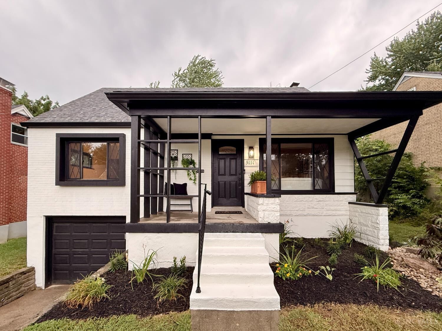 Property Photo: 3651 Edgebrook Dr OH 45248