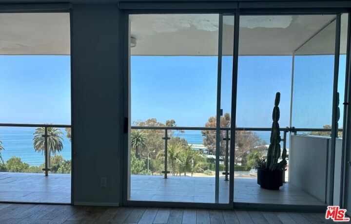 Property Photo:  201 Ocean Ave, Unit 602B  CA 90402 