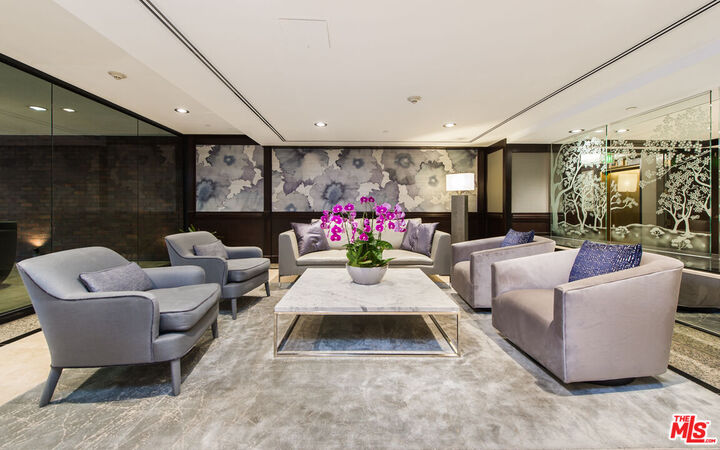 Property Photo:  200 N Swall Dr, Unit 9  CA 90211 