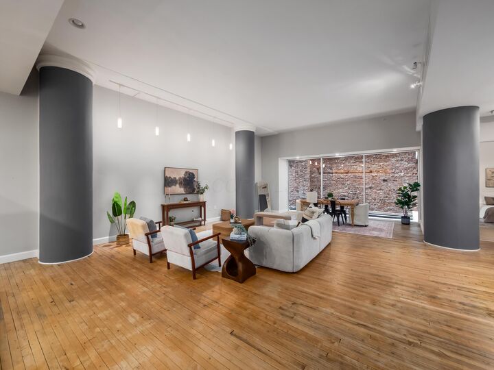 Property Photo: 106 N High Street OH 43215