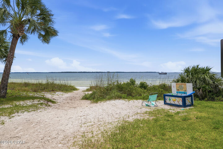 Property Photo:  1703 W 10th Street  FL 32401 