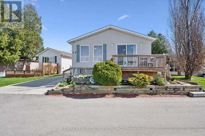Property Photo: 27 Trillium Beach Pvt Drive ON N0B 2J0