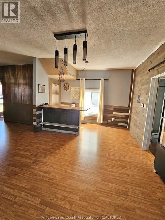 Property Photo: 427 Cameron ON N9B 1Y9