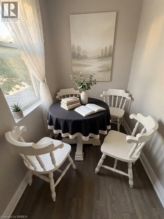 Property Photo: 107 Brant Avenue Upper ON N3T 3H4