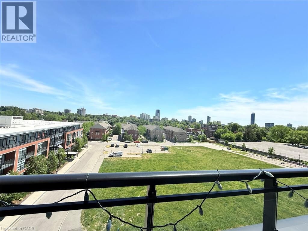 Property Photo:  15 Prince Albert Boulevard 602  ON N2H 0C2 