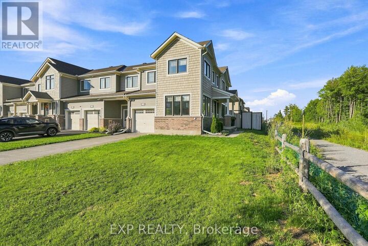 Property Photo:  256 Billrian Crescent  ON K2S 3A5 