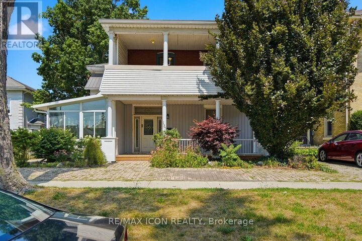 Property Photo:  159 Front Street West  ON N7G 1Y1 