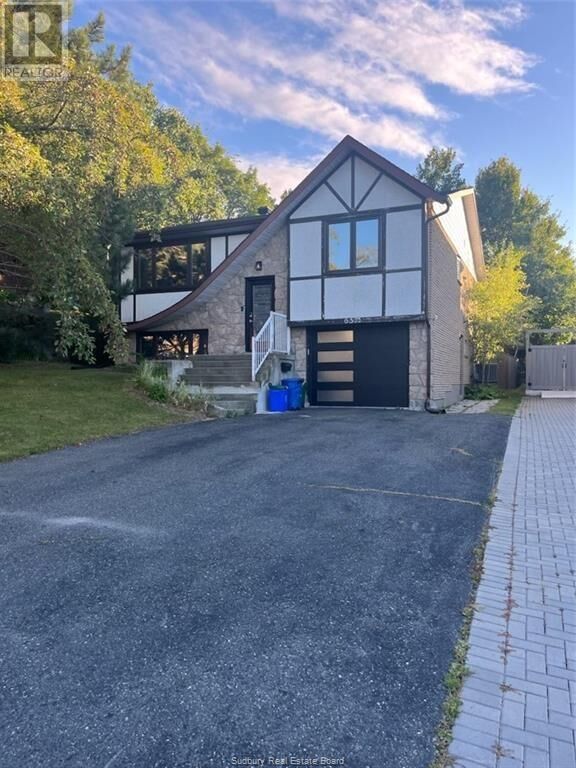 Property Photo:  657 Jupiter Court  ON P3E 5N1 