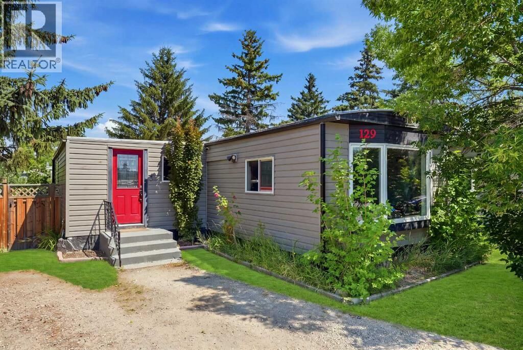 Property Photo: 129 Big Hill Place Southeast AB T4A 1P9