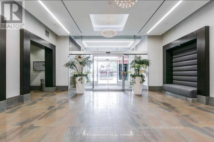Property Photo: 18 Yonge Street 2714 ON M5E 1Z8