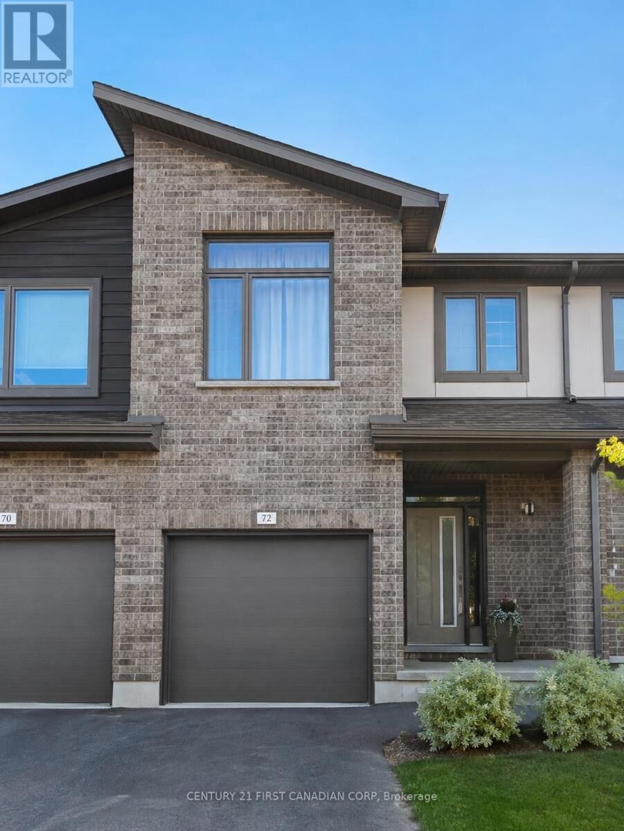 Property Photo: 2070 Meadowgate Boulevard 72 ON N6M 0H5