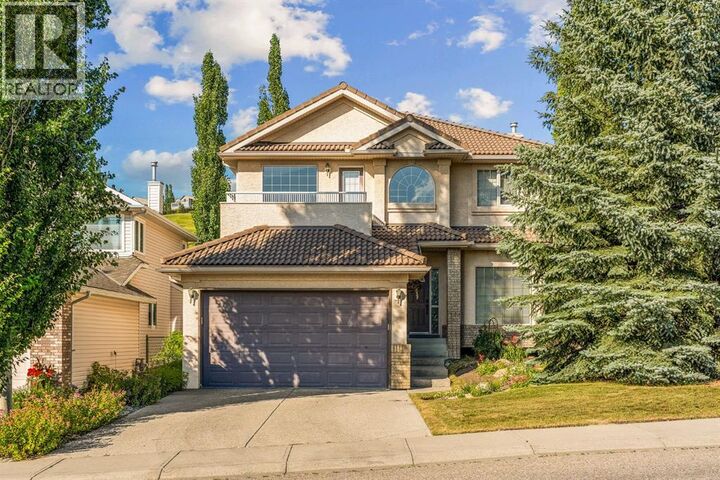 Property Photo: 30 Gleneagles View AB T4C 1N9