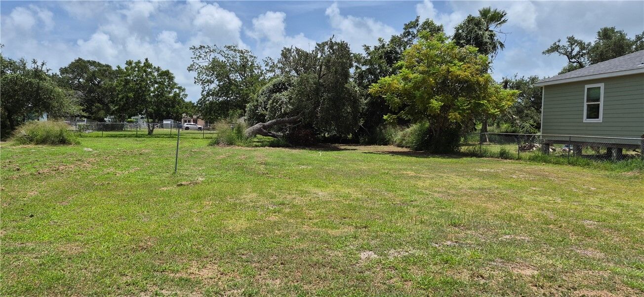 Property Photo:  736 Young  TX 78382 