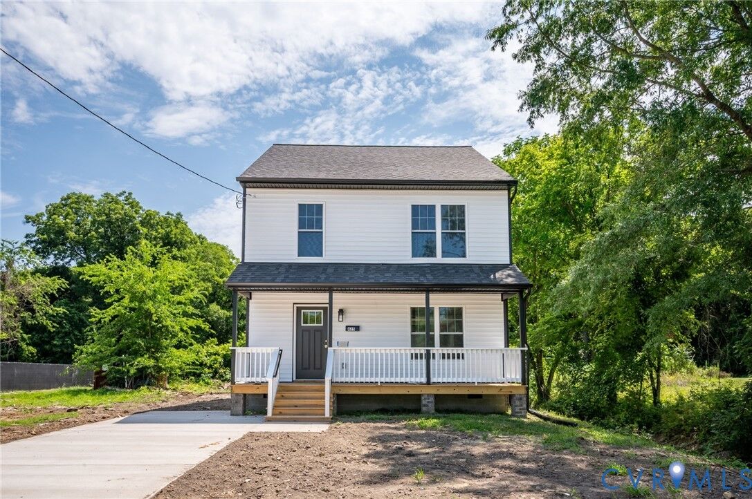 Property Photo: 425 Byrne Street VA 23803