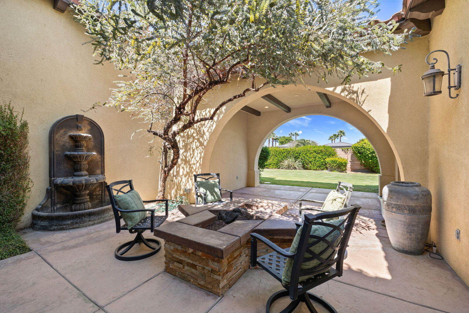 Property Photo:  81840 Contento Street  CA 92253 