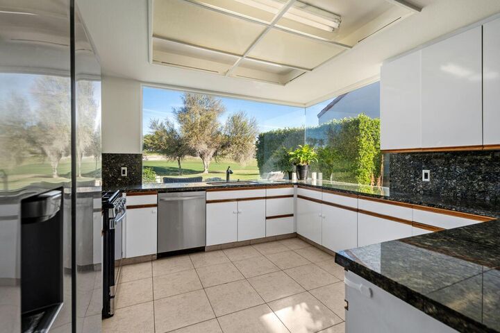 Property Photo: 6 Pebble Beach Drive CA 92270