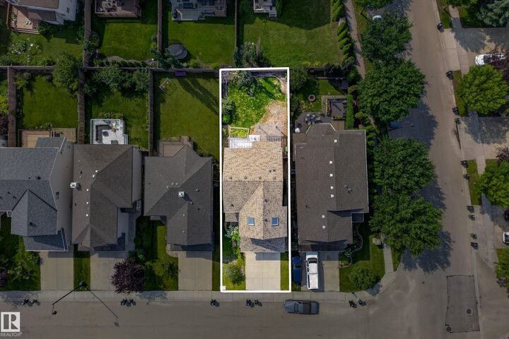 Photo de la propriété: 1605 Hodgson Court NW AB T6R 3R5