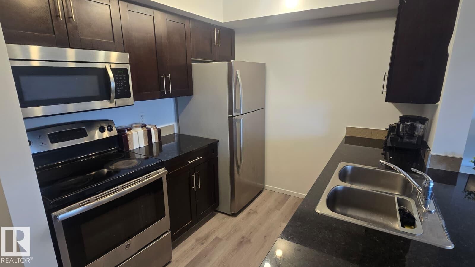 Property Photo:  1510 Watt Drive SW  AB T6X 2E6 