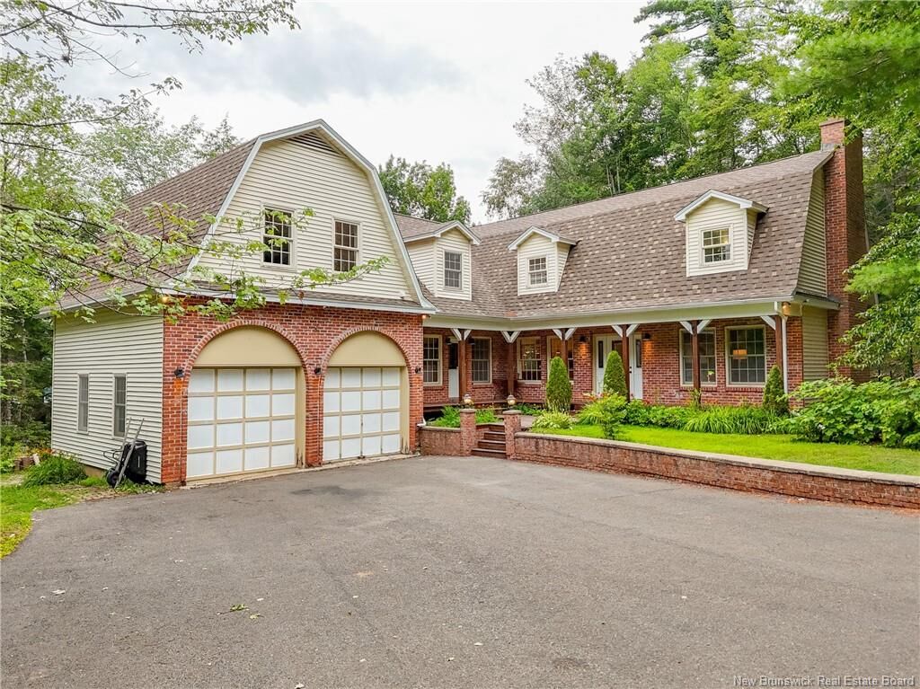 Property Photo:  78 Woodmere Drive  NB E3E 1V3 