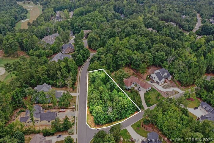 Property Photo:  17 Sweet Meadow Lane  NC 27312 