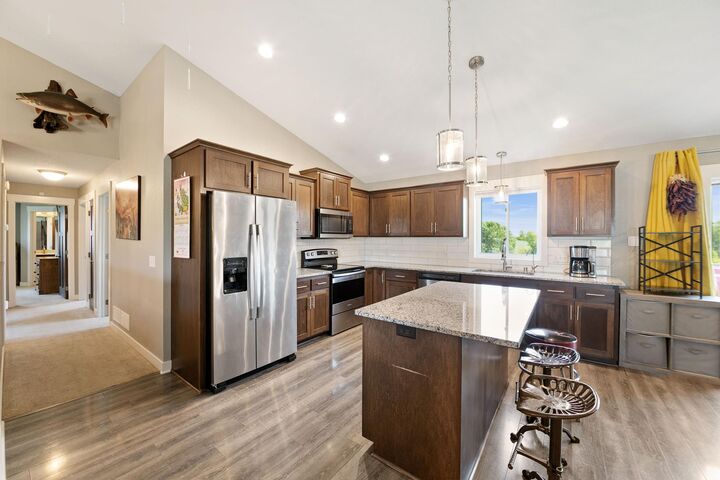 Property Photo:  1106 Rolling Hills Drive NW  MN 56069 