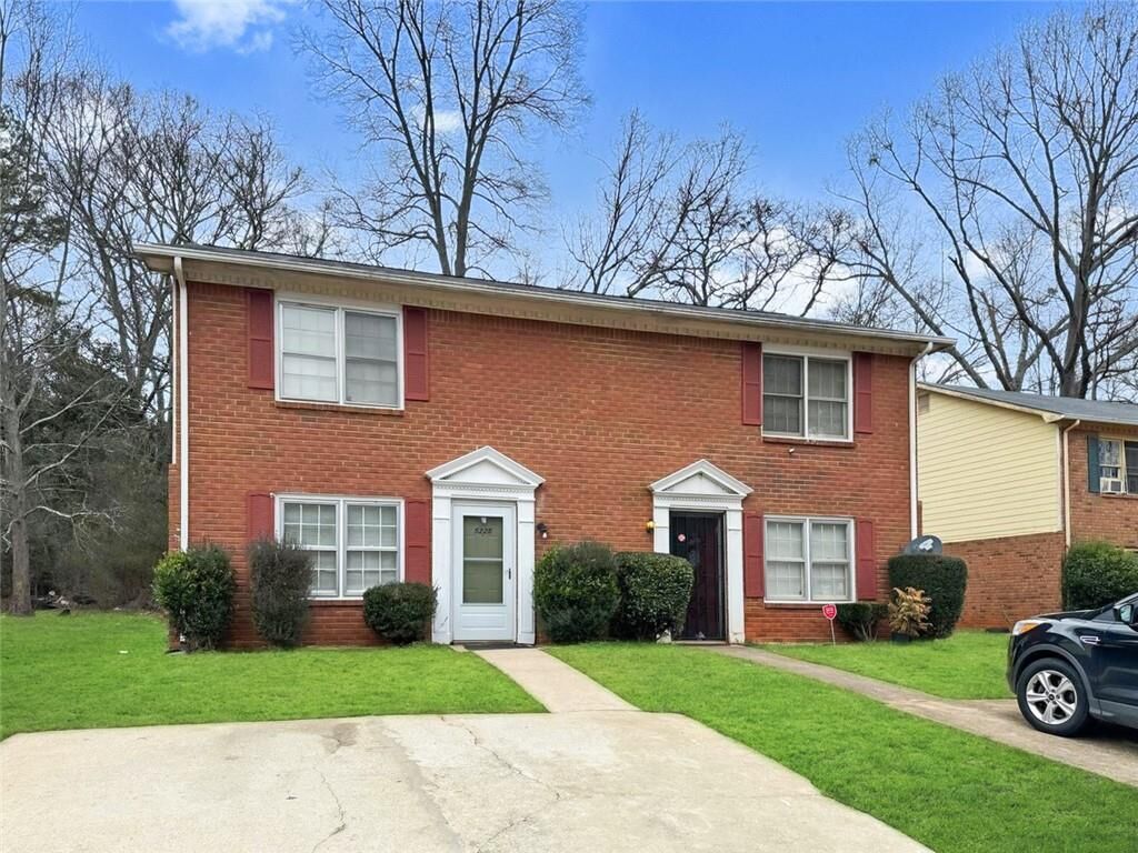 Property Photo: 5223 Ridge Forest Drive GA 30083