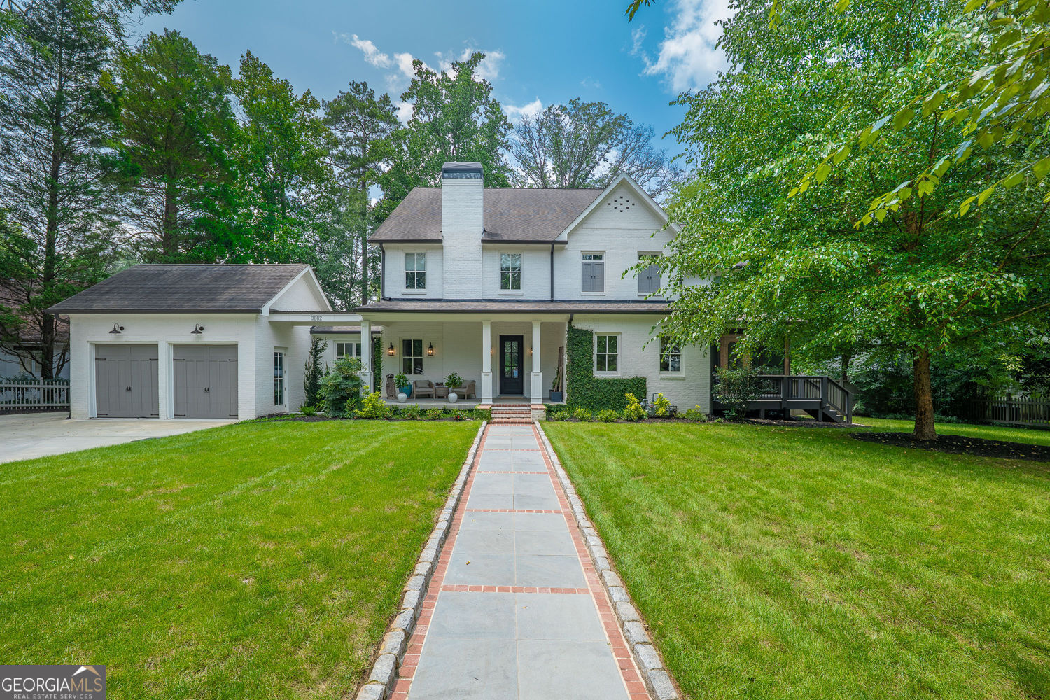 Property Photo:  3882 Wieuca Road  GA 30342 