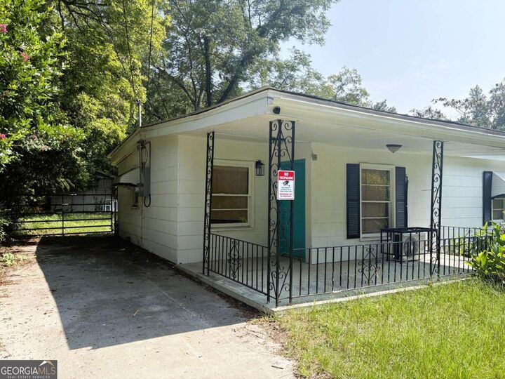 Property Photo:  4049 Villa Avenue  GA 31204 