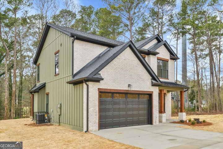 Property Photo: 3367 Dodson Drive GA 30344