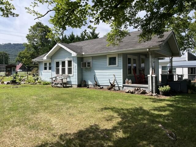 Property Photo:  109 Heard Street  TN 37327 