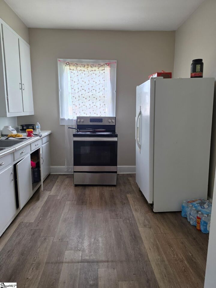 Property Photo:  301 W Morgan Street  SC 29611 