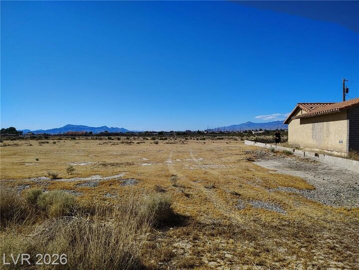 Property Photo: 2600 Feather Street NV 89048