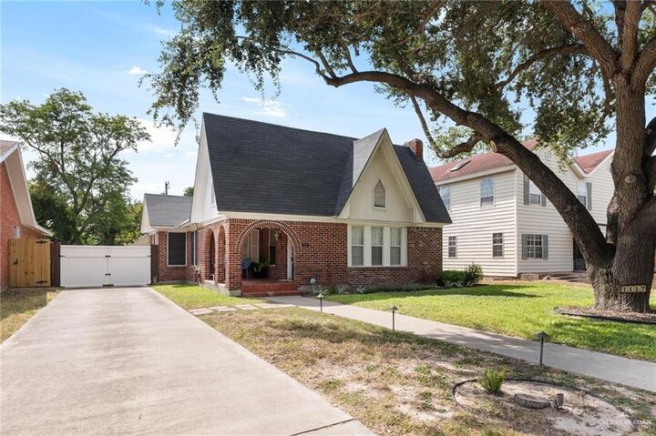 Property Photo: 1117 N 15th Street TX 78501