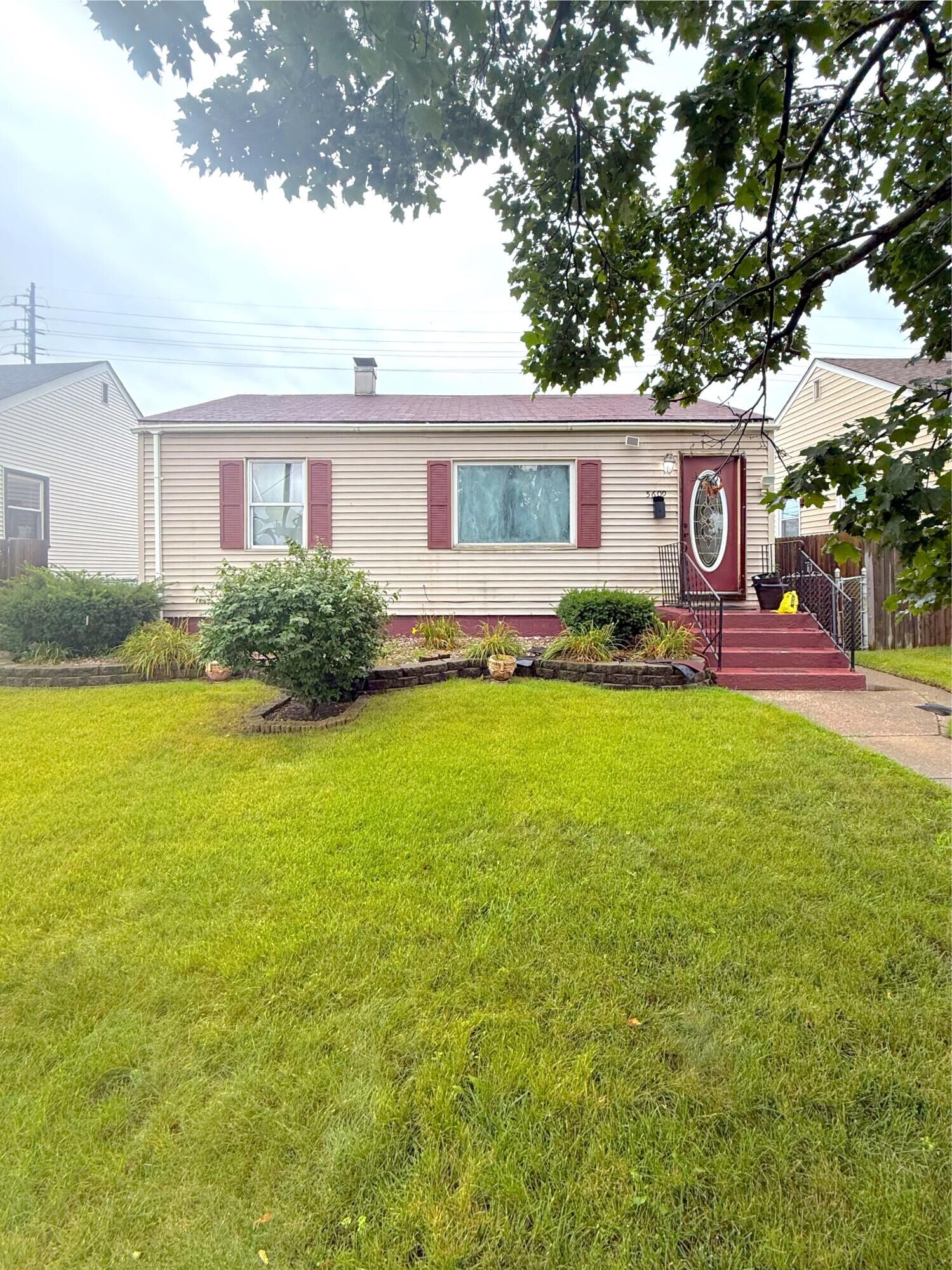 Property Photo: 5609 Baring Avenue IN 46312