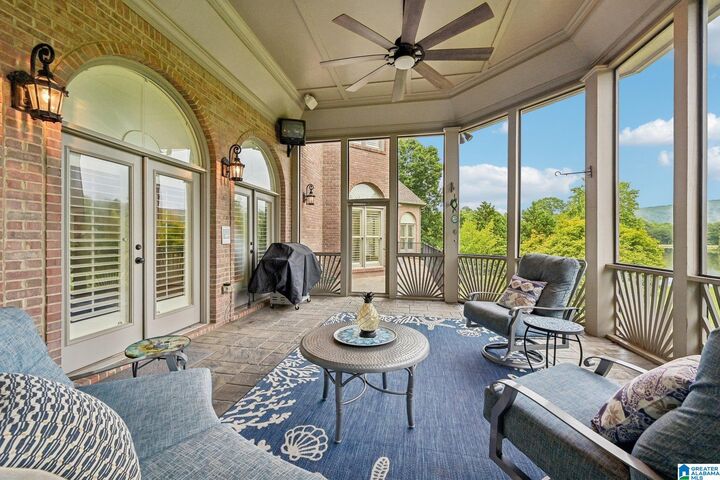Property Photo: 1724 Lake Hardwood Drive AL 35242
