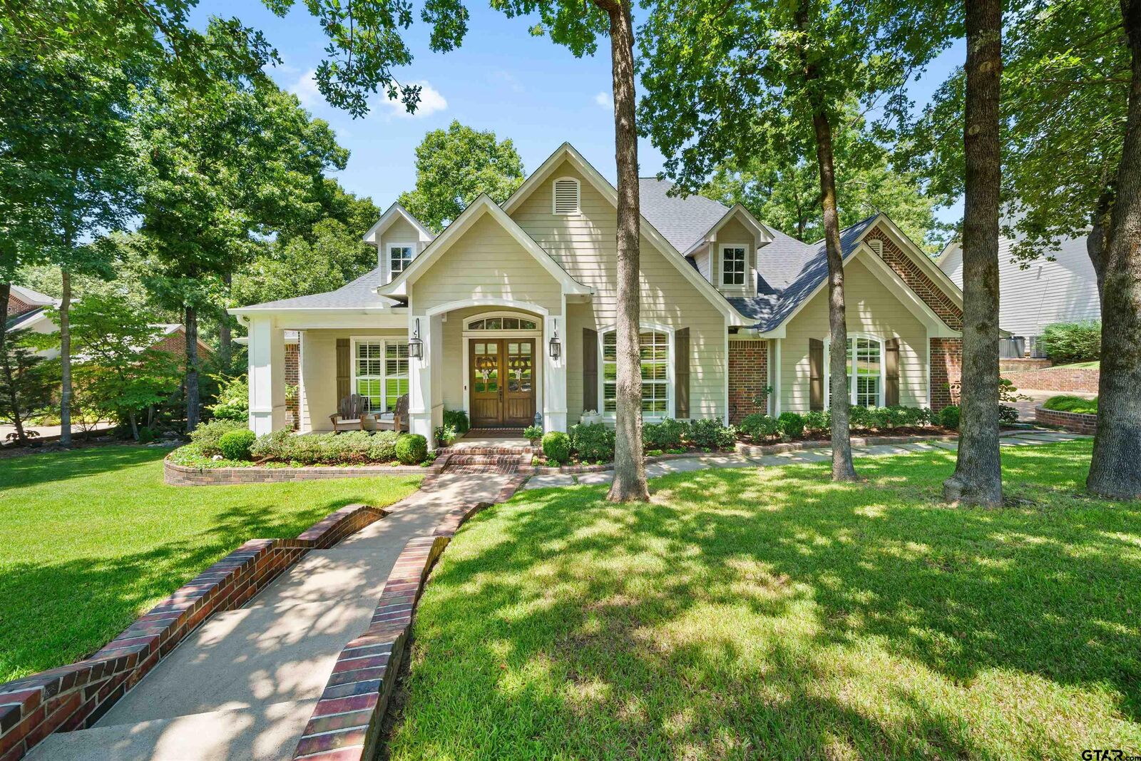Property Photo:  2075 Stonegate Valley Dr  TX 75703 
