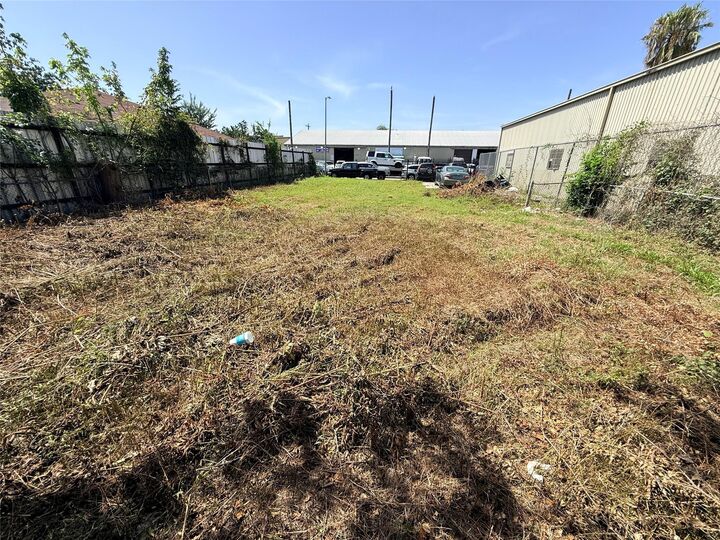 Property Photo: 8930 Bellflower Street TX 77063