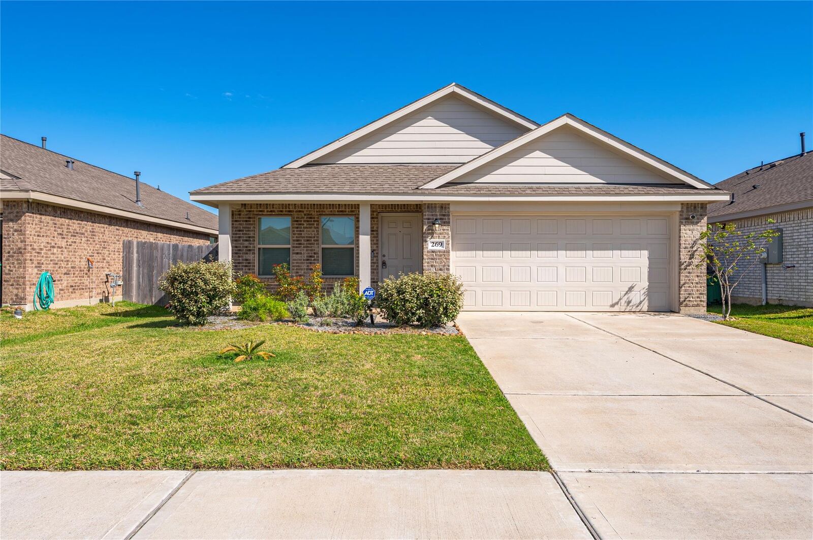 Property Photo:  269 Bennett Loop  TX 77515 