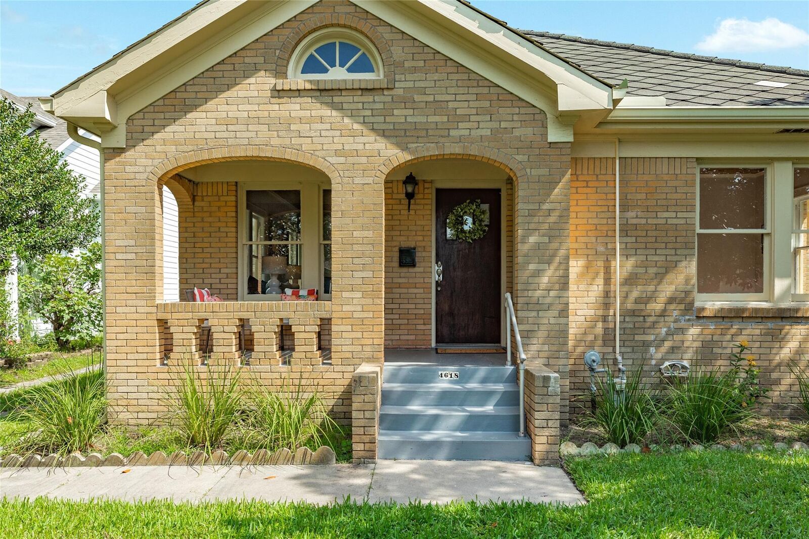 Property Photo:  4618 Avenue R 1/2  TX 77551 